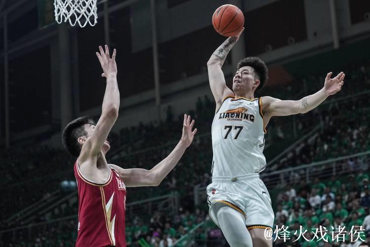 辽宁队狂胜广厦，双喜临门，张镇麟被遗忘